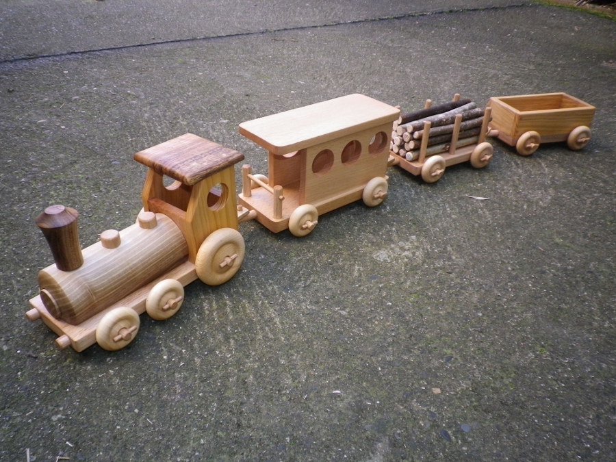 Train en bois, Train pour enfants, Train en bois, Un jouet, Train